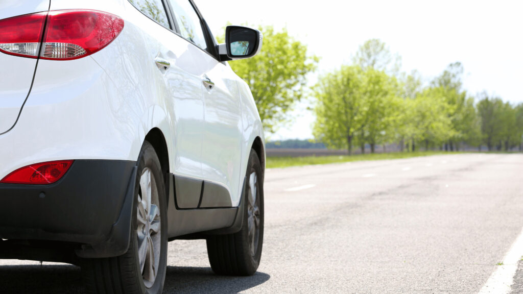 車検を通さないとどうなる？公道走行が絶対NGな理由と3つの選択肢を解説