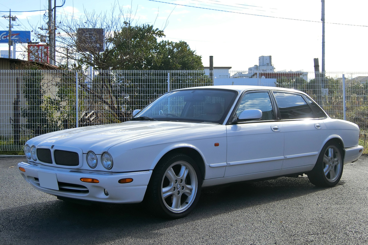 1999 ジャガー XJ XJR4.0スーパーチャージドV8買取実績