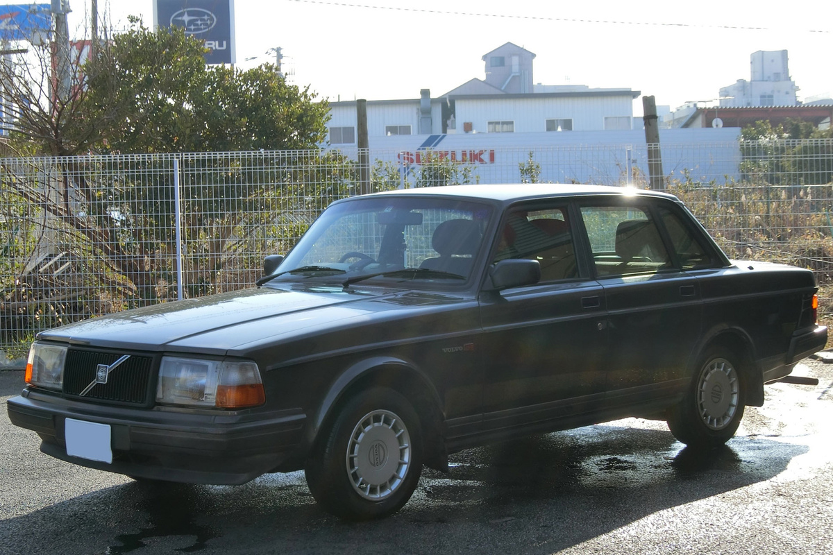 1993 ボルボ 240 GLE買取実績