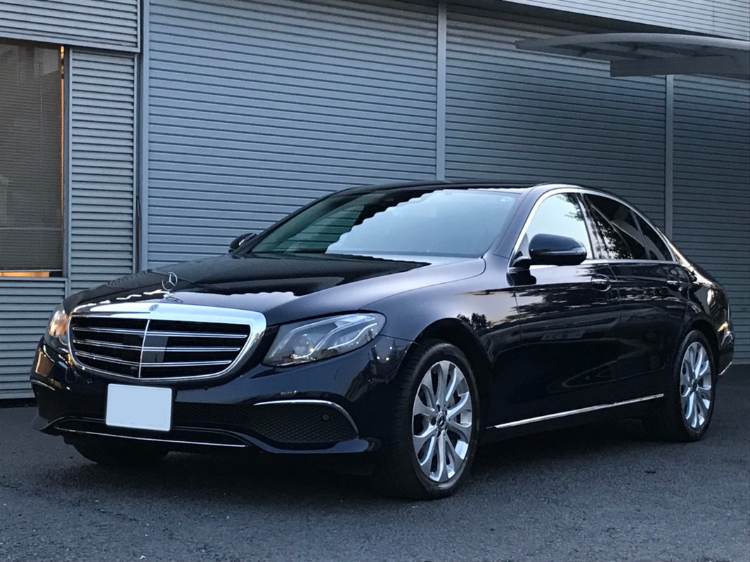 2017 メルセデス・ベンツ Eクラス E400 4MATIC エクスクルーシブ買取実績