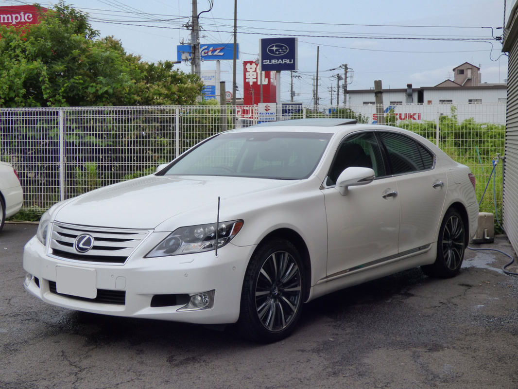 2011 レクサス ＬＳハイブリッド LS600ｈﾊﾞｰｼﾞｮﾝS Iﾊﾟｯｹｰｼﾞ買取実績