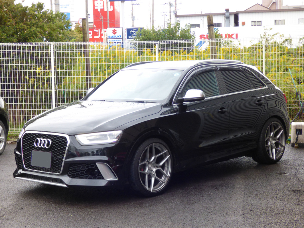 2013 アウディ Q3 2.0TFSI SラインPKG買取実績