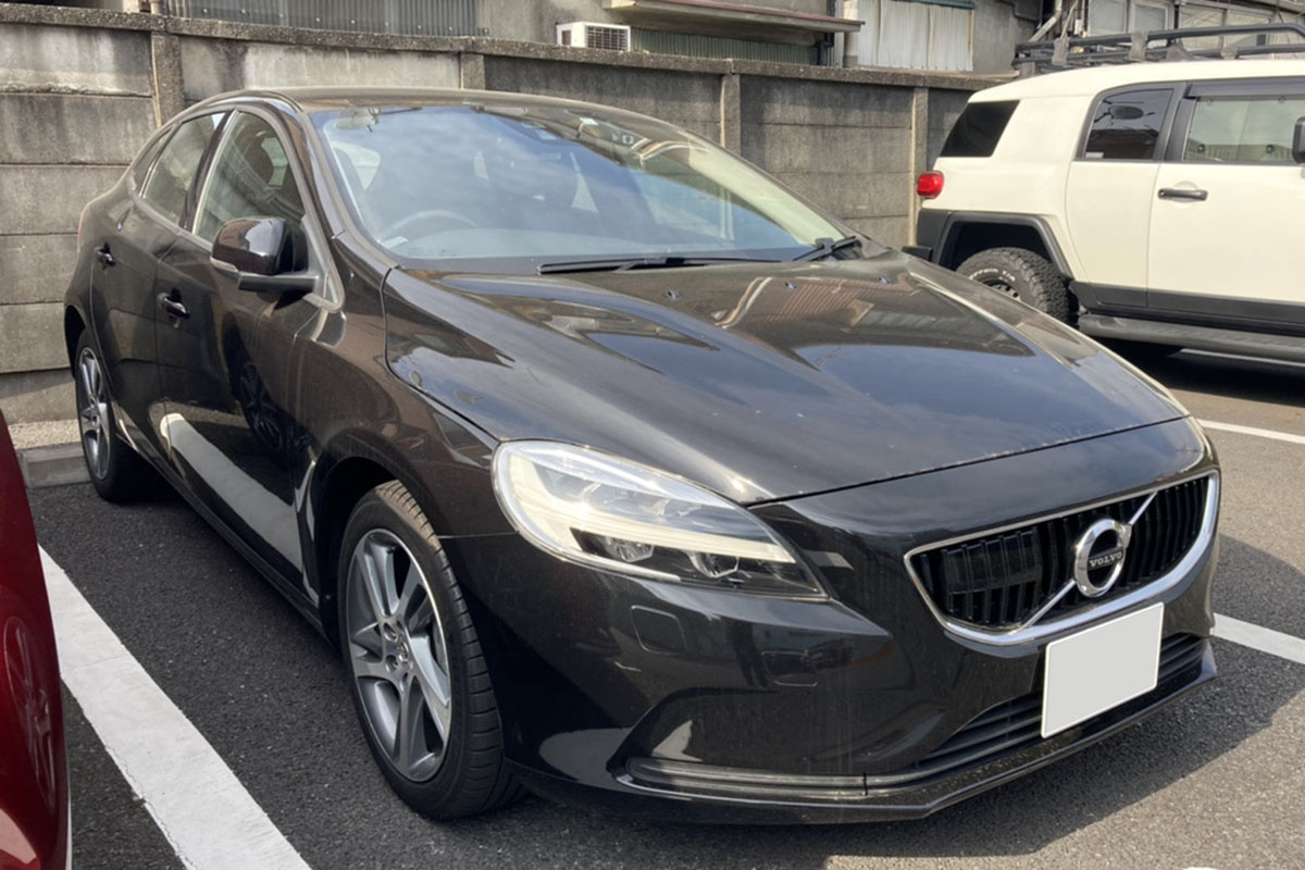 2016 ボルボ V40 D4 モメンタム 2017年モデル買取実績