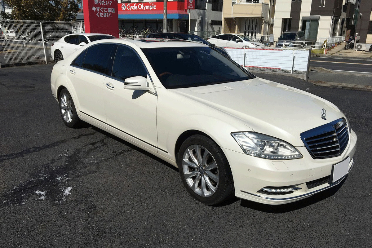 2010 メルセデス・ベンツ Sクラス S550ﾛﾝｸﾞ後席ｴｸｽｸﾙｰｼﾌﾞPKGﾗｸﾞｼﾞｭｱﾘｰｼｰﾄPKG買取実績