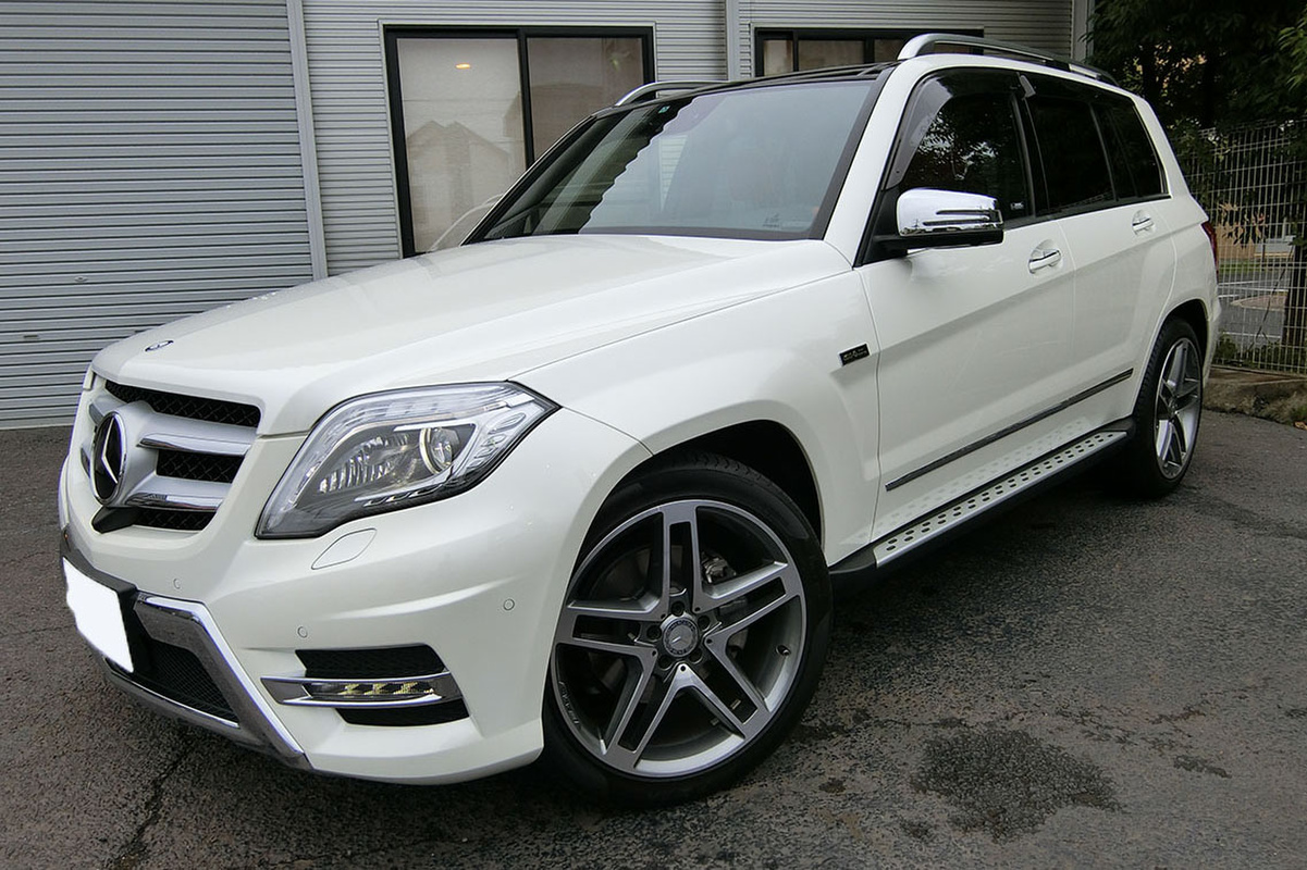 2015 メルセデス・ベンツ GLKクラス GLK350  AMGエクスクルーシブパッケージ　4マティック買取実績