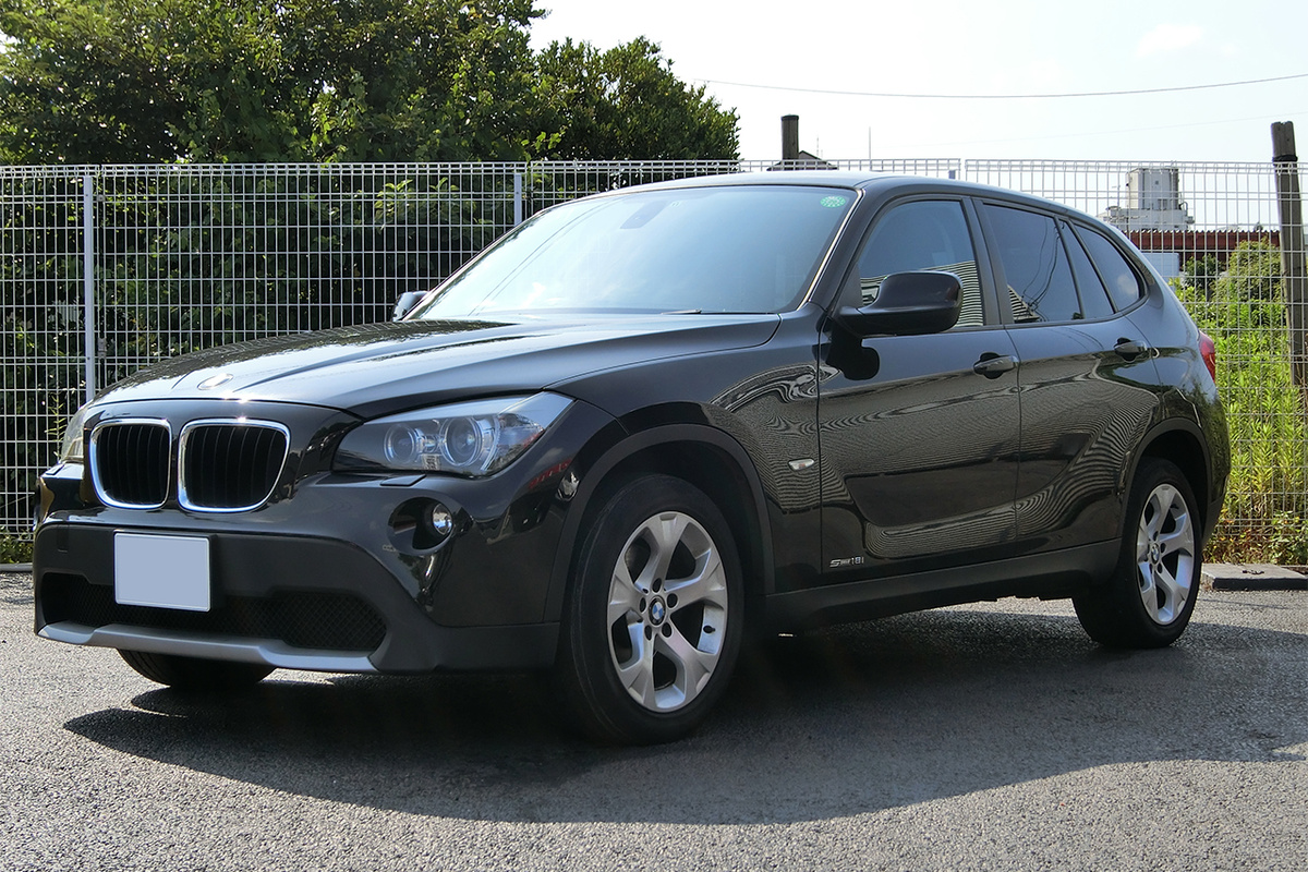 2011 BMW X1 sDrive 18 i買取実績