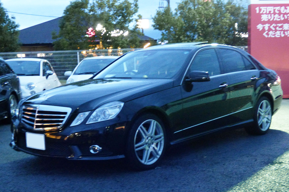 2010 メルセデス・ベンツ Eクラス E350 アバンギャルドAMGスポーツPKG買取実績