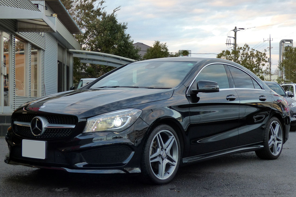 2015 メルセデス・ベンツ CLAクラス CLA180 AMGライン買取実績