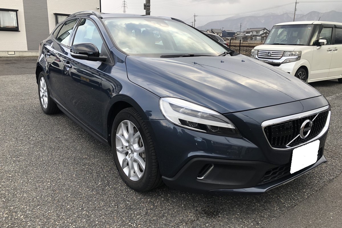 2018 ボルボ V40 クロスカントリー D4 モメンタム買取実績