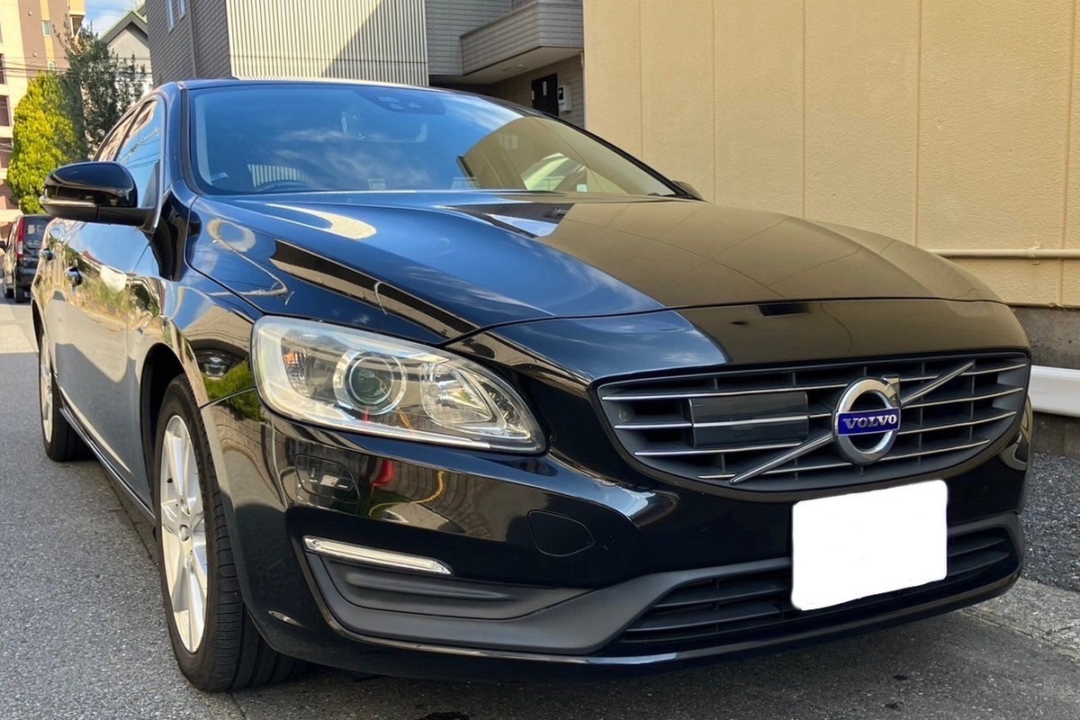 2015 ボルボ V60 D4 SE買取実績