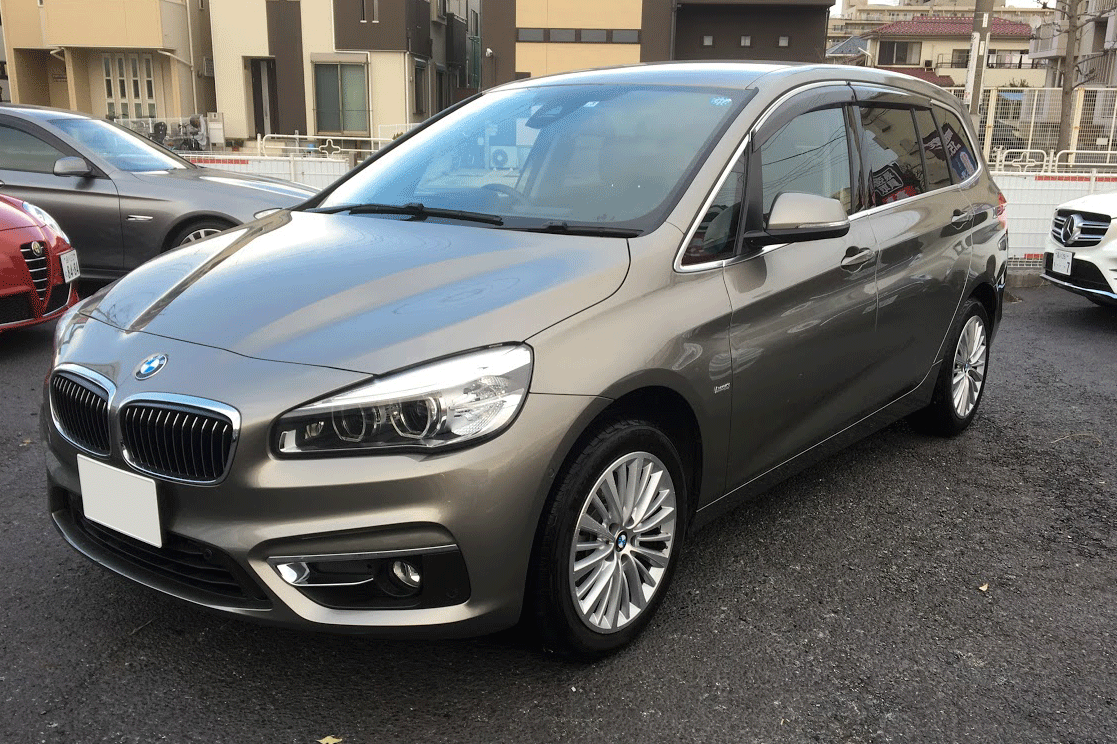 2017 BMW 2シリーズ 220i グランツアラー ラグジュアリー